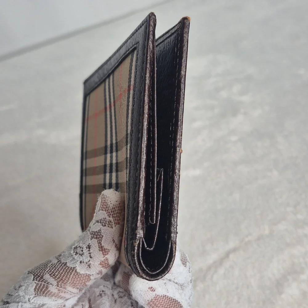 Burberrys Novacheck Wallet UNISEX